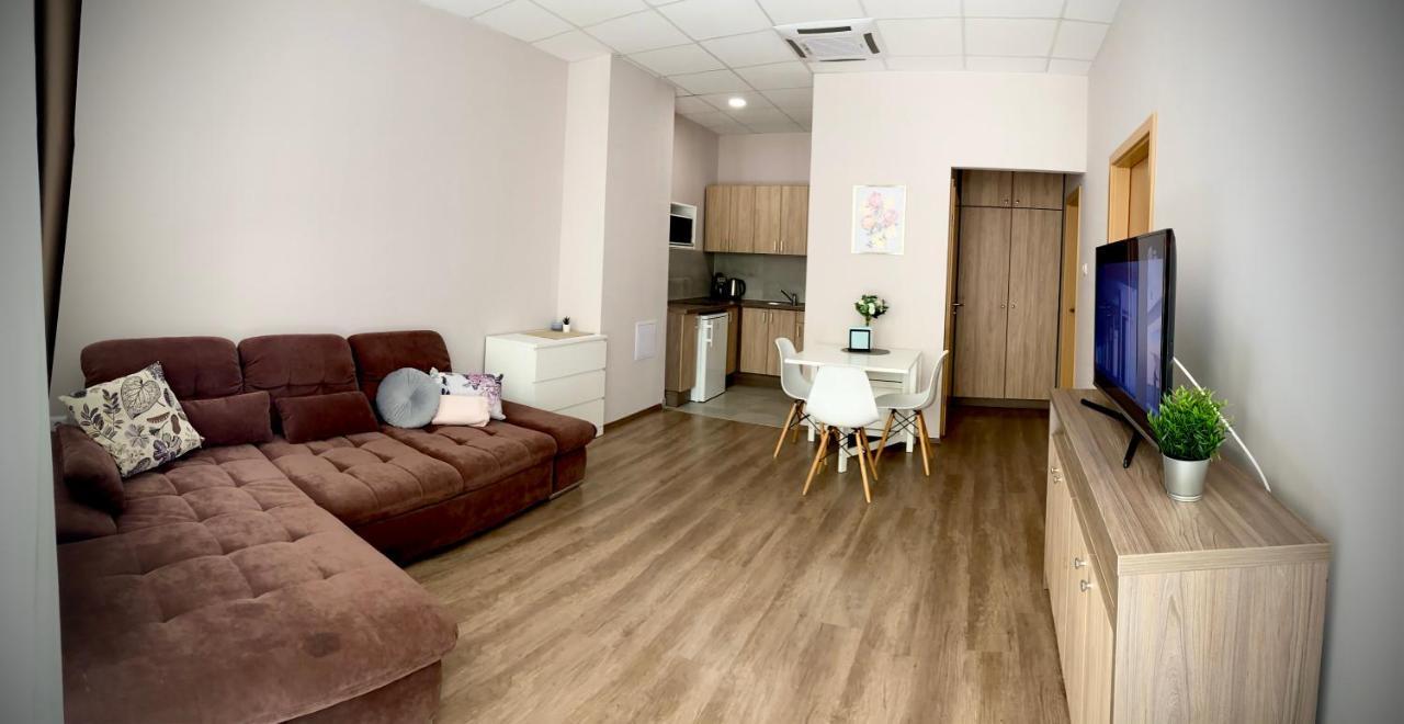 Aqualita Apartman ザラカロシュ エクステリア 写真