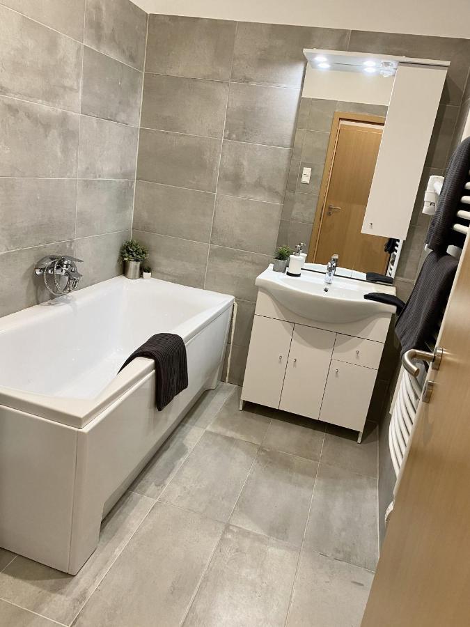 Aqualita Apartman ザラカロシュ エクステリア 写真
